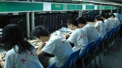 工廠臨時工工資為何高于正式工？—— 探究差異與中介服務角色